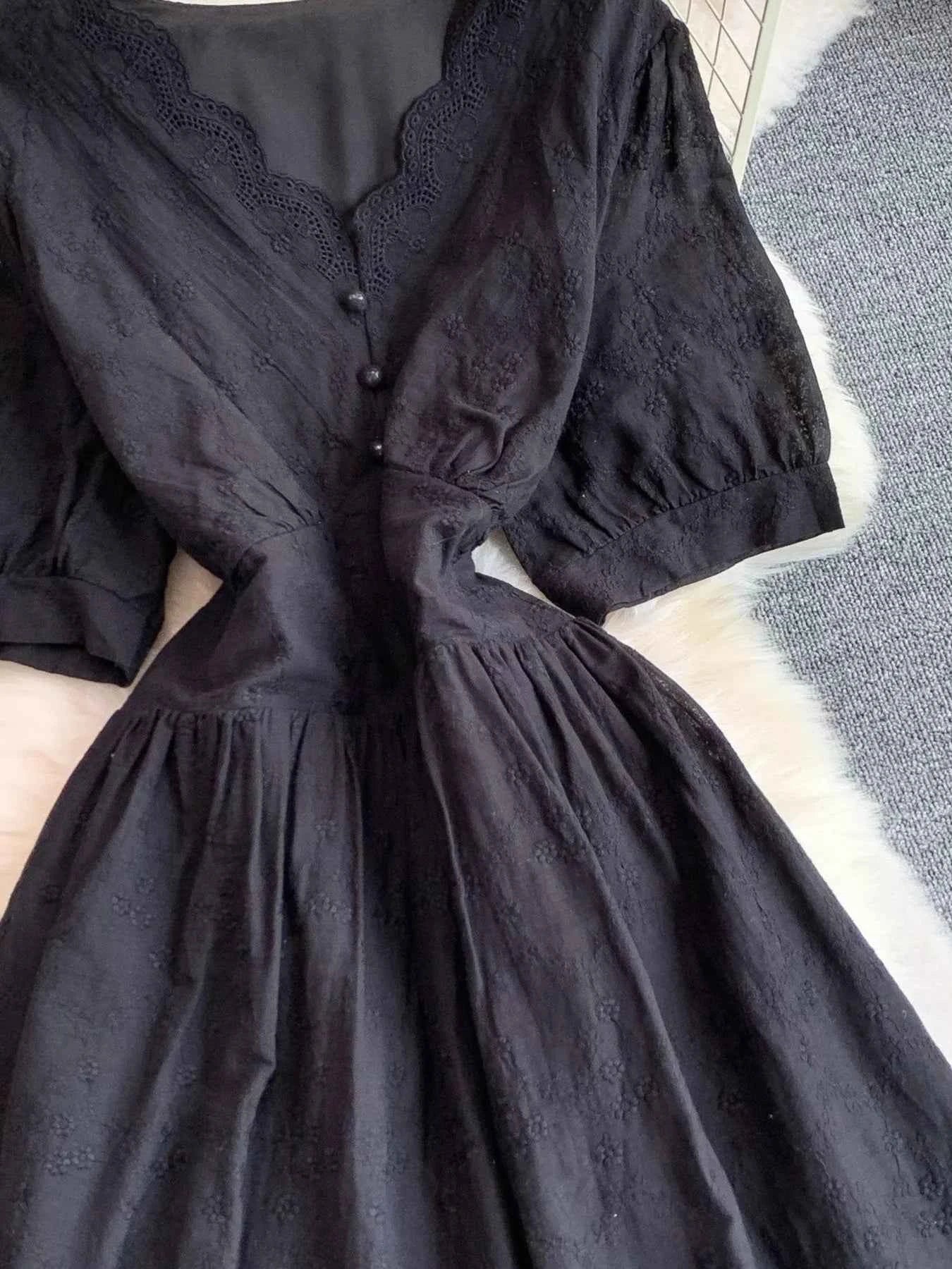 Lace Detail A-Line Midi Dress