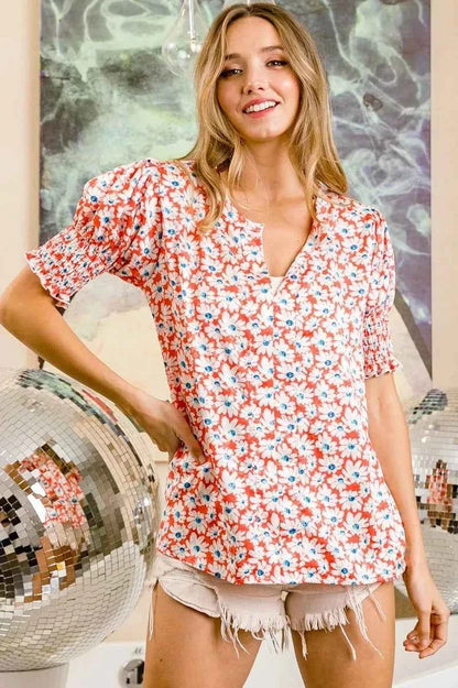 BiBi Floral Jqd Smoked Puff Sleeves V Neck Top