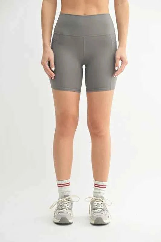MONO B Venice Cloud Light Sculpt Biker Shorts