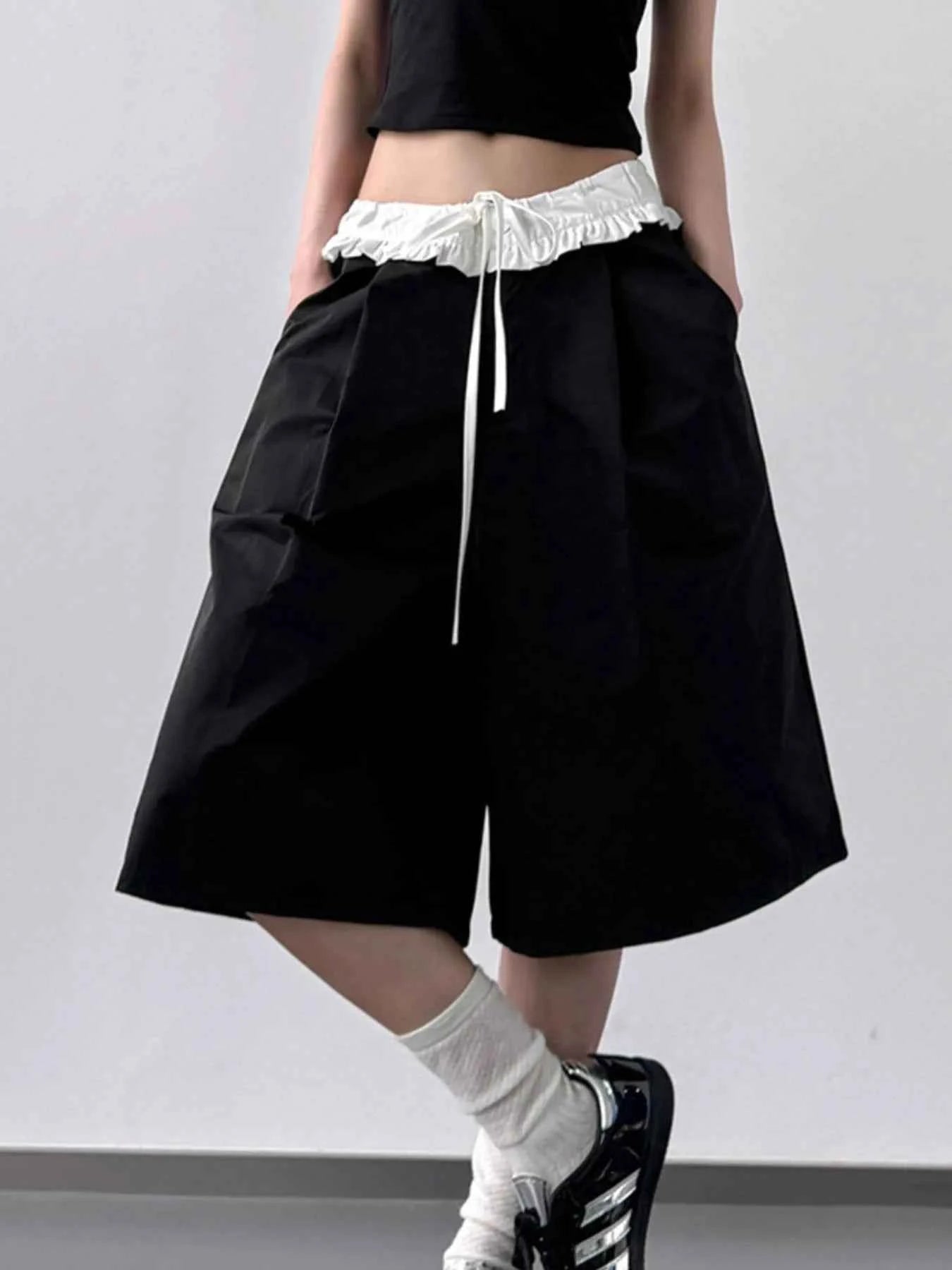 Contrast Waistband Wide-Leg Shorts