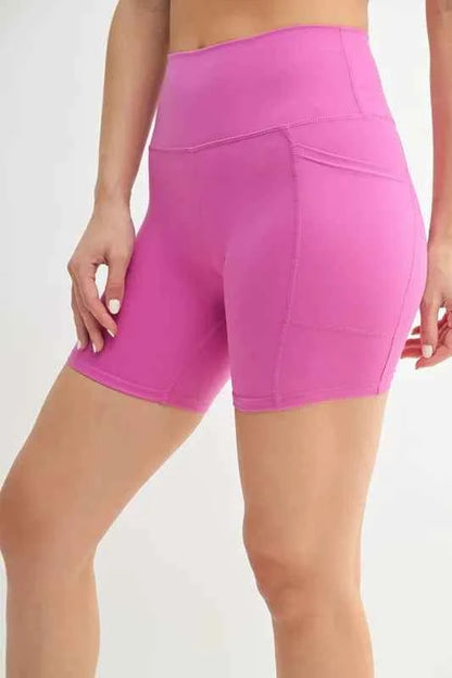 MONO B Venice Cloud Light Sculpt Biker Shorts