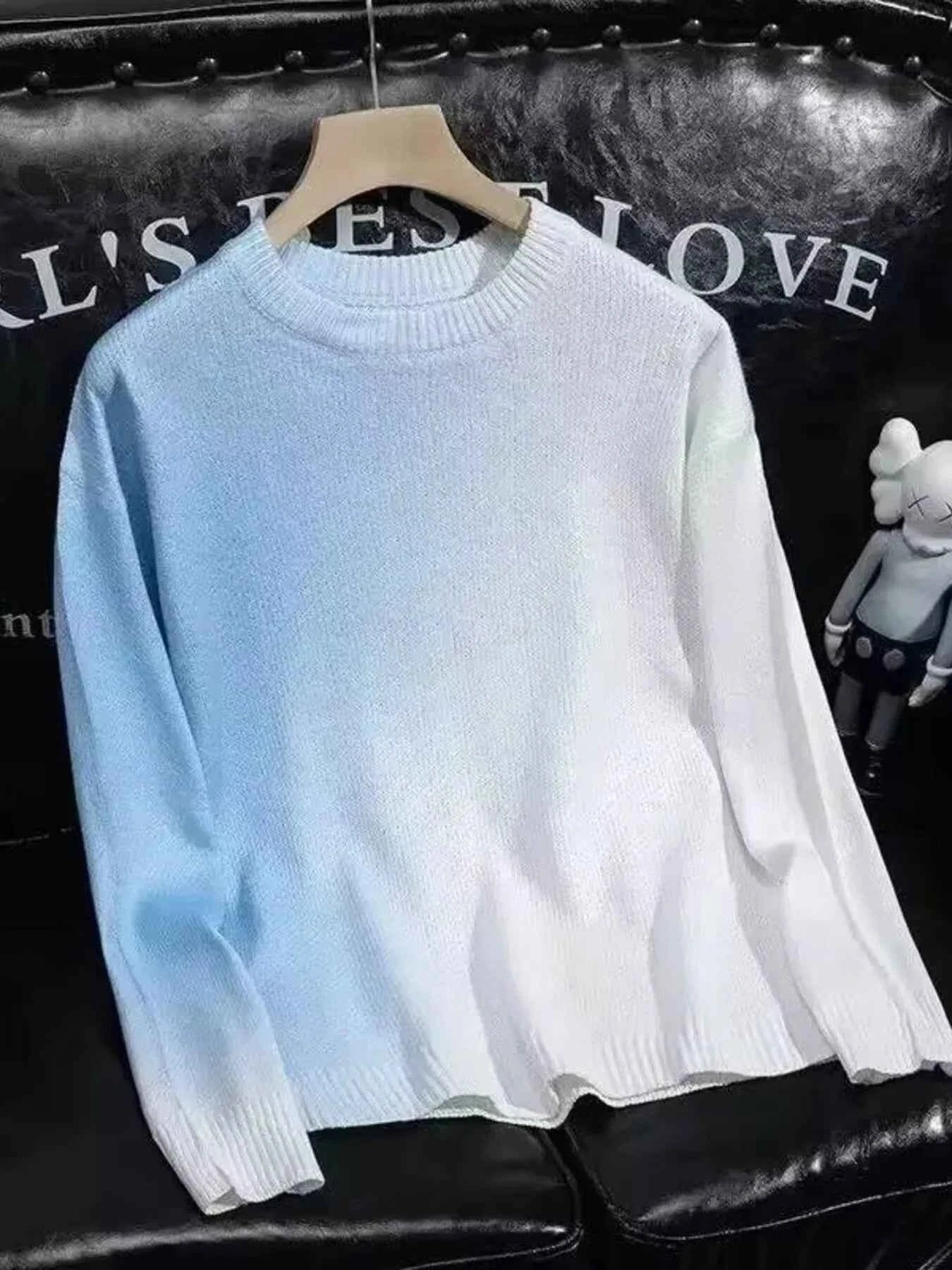 Men's Gradient Round Neck Knitted Pullover