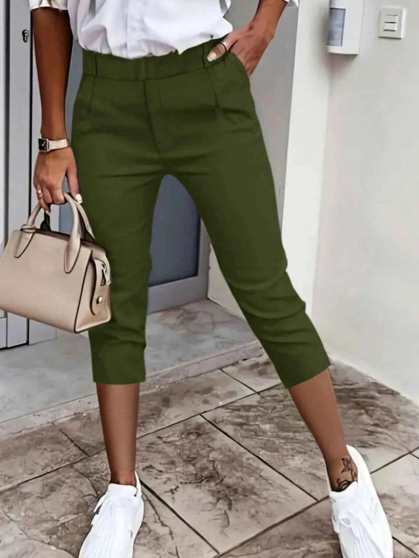 Pleated Detail Pants with Pockets