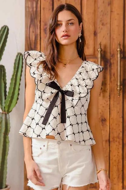 SO ME Bow Texture Jacquard Woven Top with Scallop and Tie