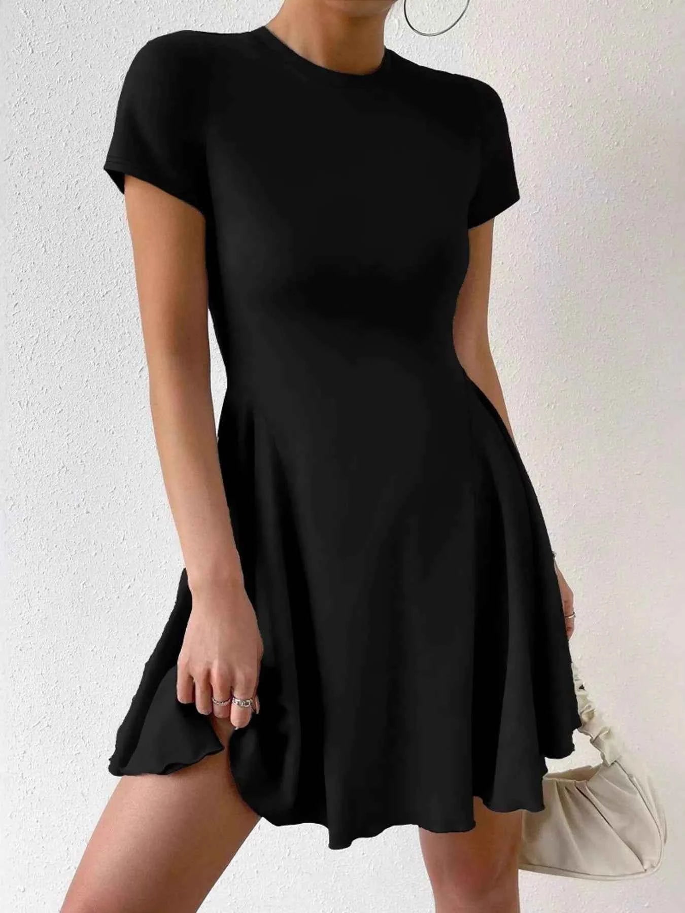 Round Neck Short Sleeve Mini Dress
