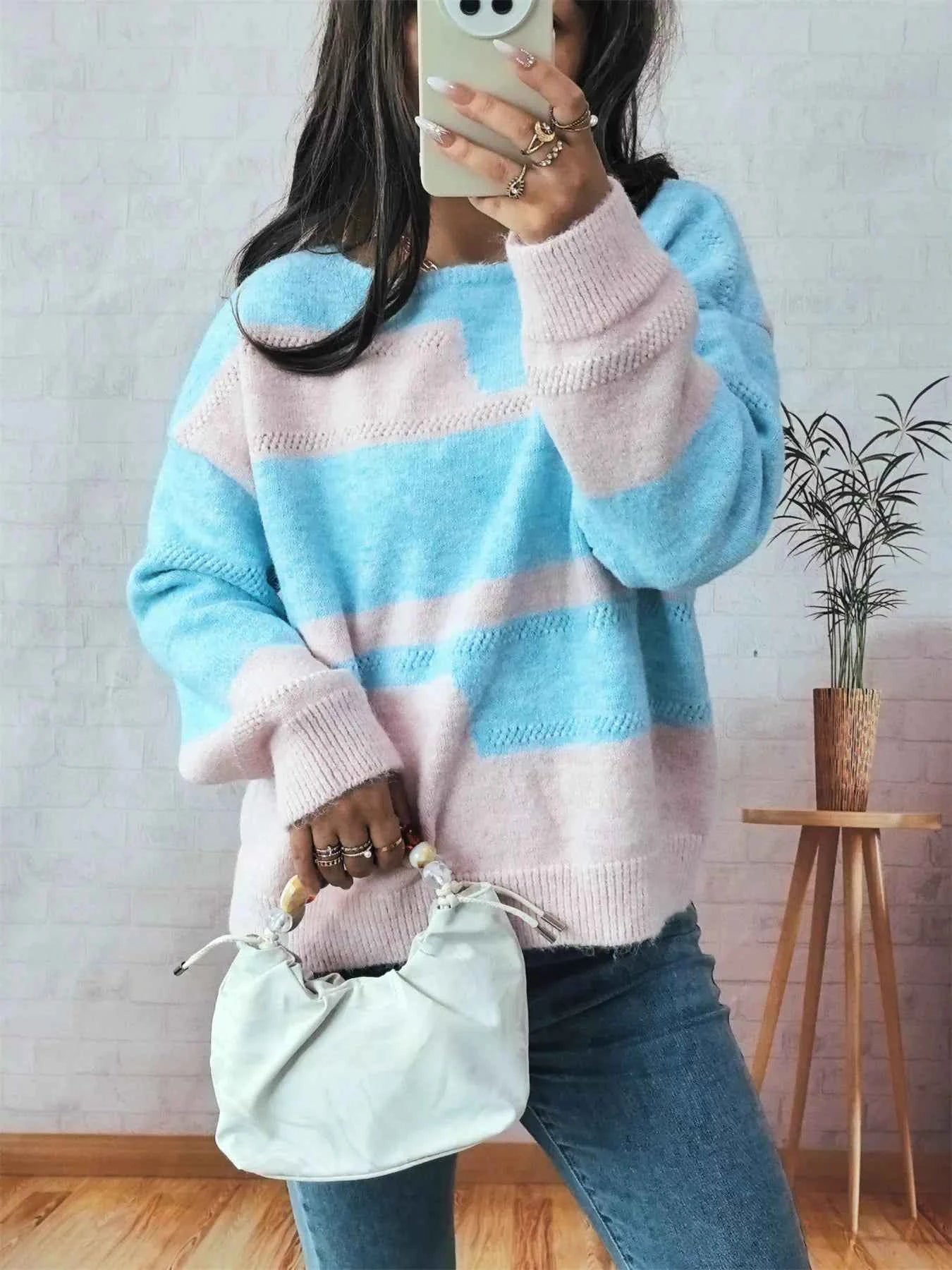 Color Block Round Neck Sweater
