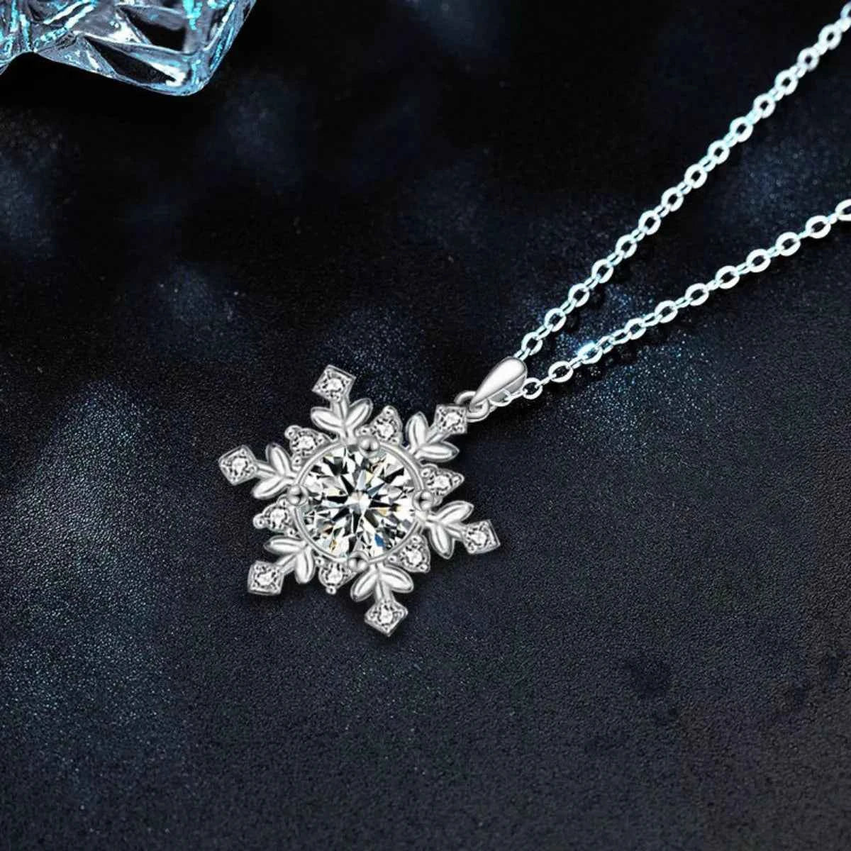 1 Carat Moissanite 925 Sterling Silver Snowflake Pendant Necklace