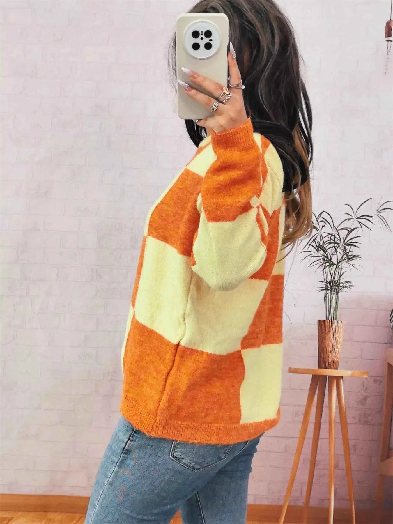 Color Block Round Neck Sweater