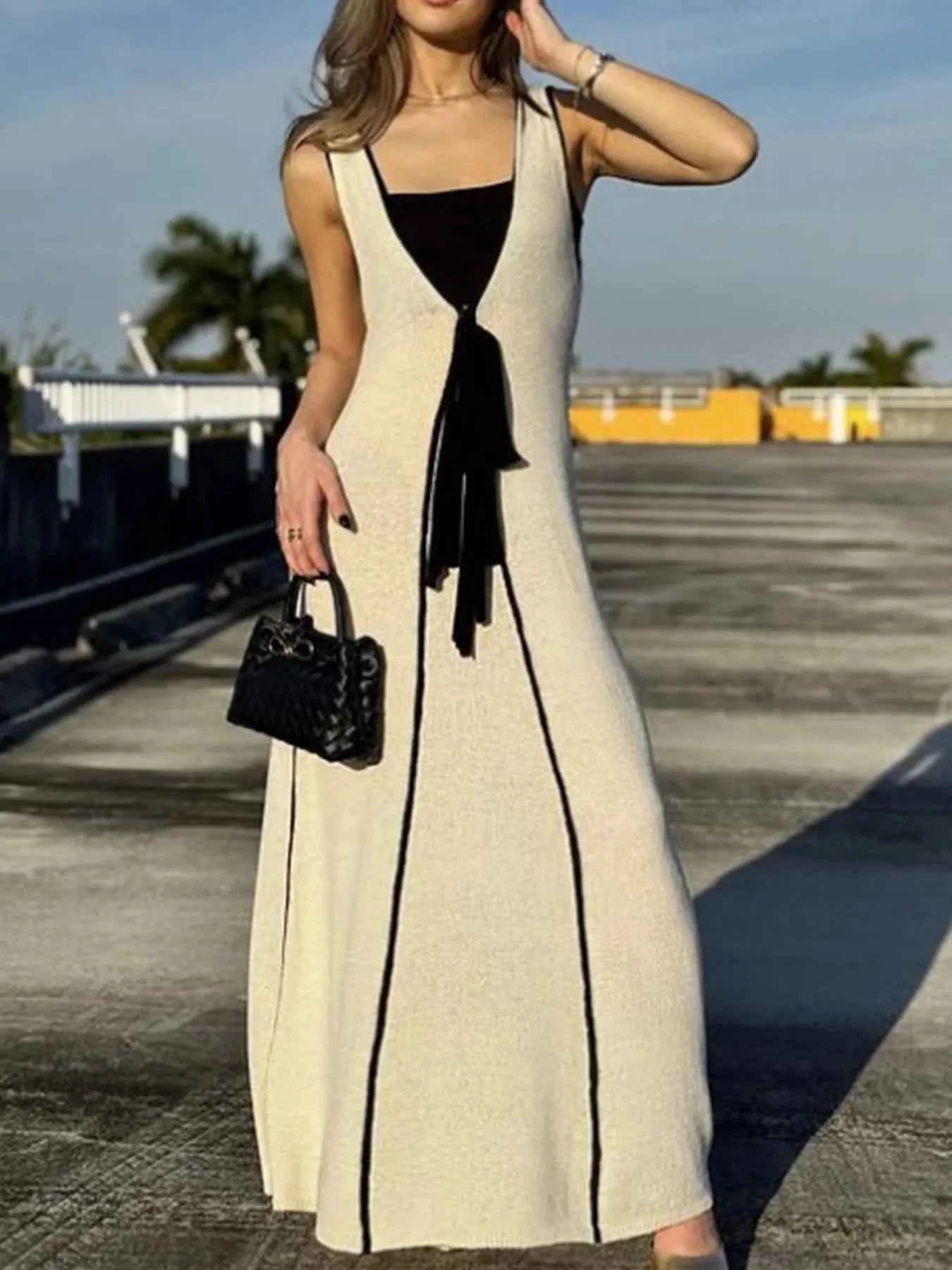 Contrast Trim Sleeveless Maxi Knit Dress