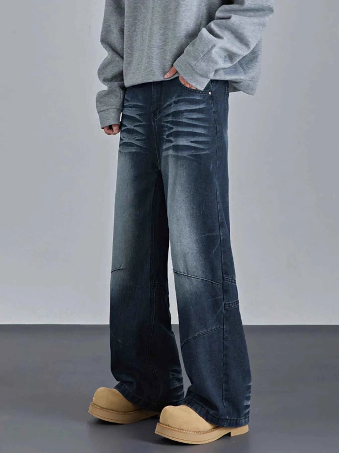 Men's Vintage Wash Wide Leg Jeans