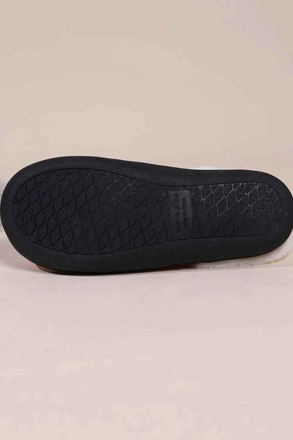 Snowman Round Toe Faux Fur Slippers