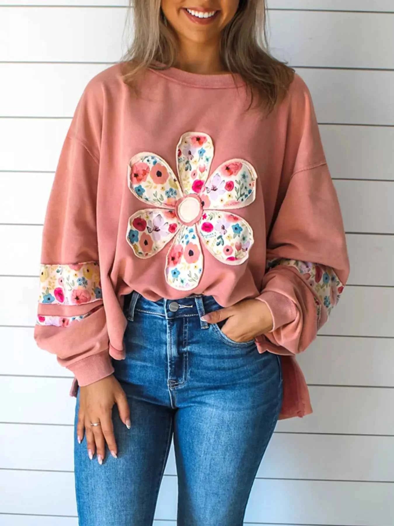Plus Size Floral Applique Drop Shoulder Sweatshirt