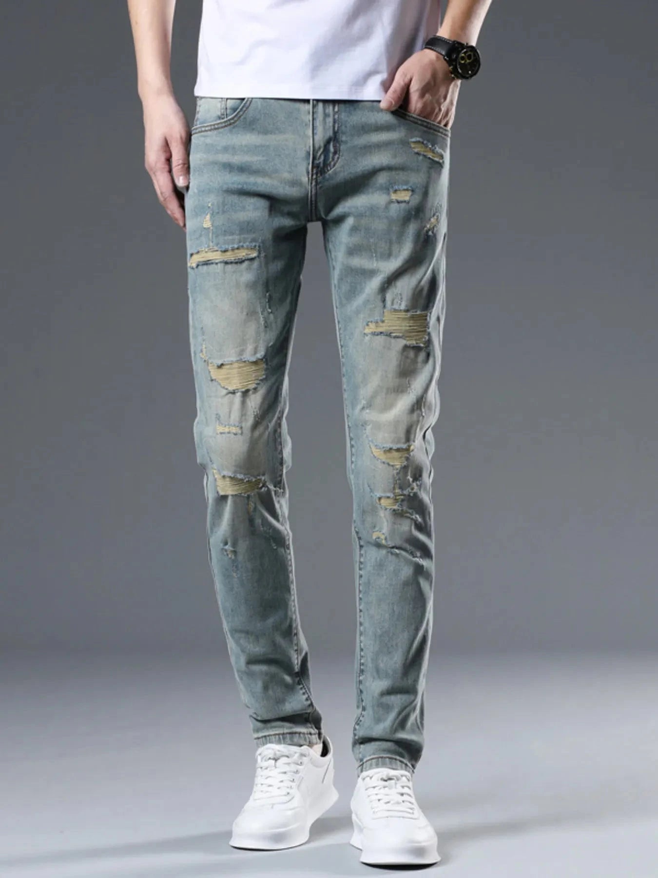 Men's Distressed Slim Fit Jeans