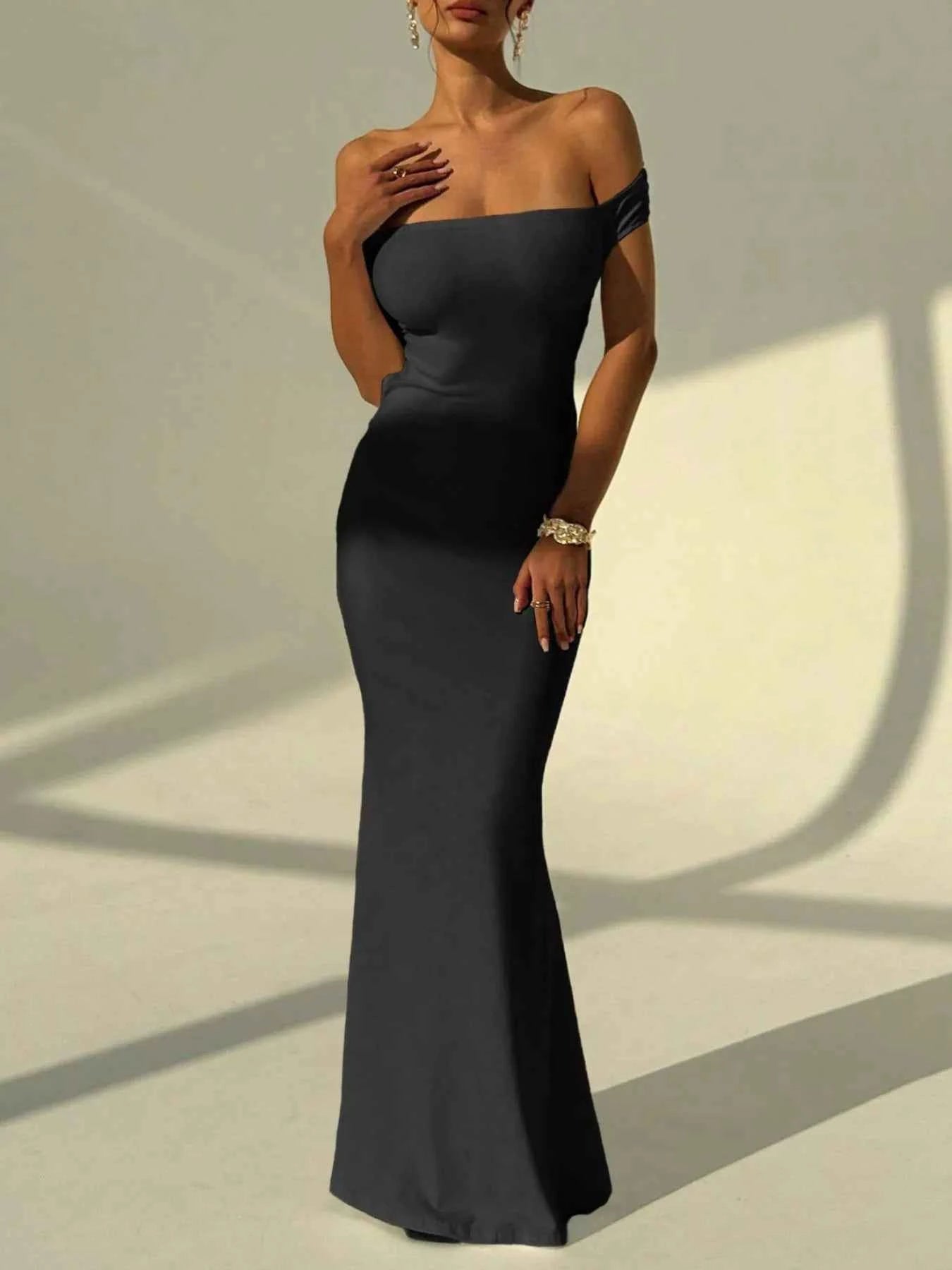 Backless Off-Shoulder Bodycon Mermaid Maxi Dress