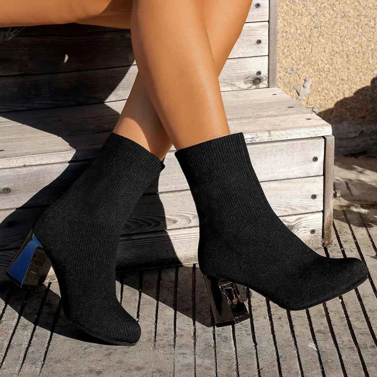 Round Toe Block Heels Boots
