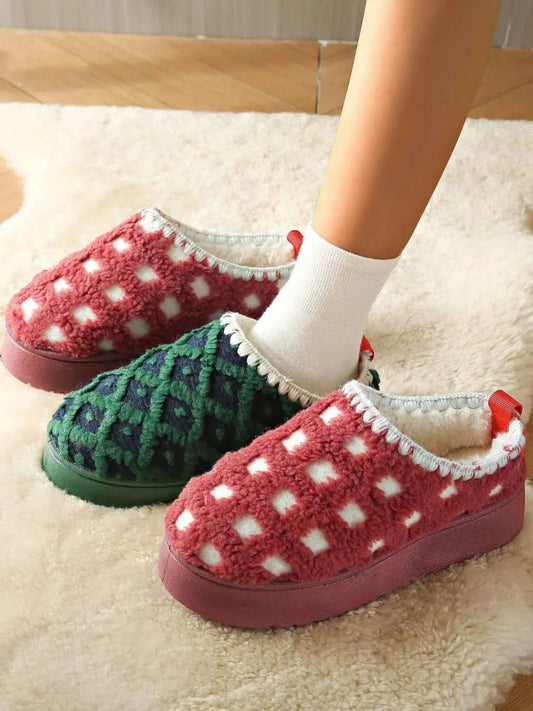 Christmas Holiday Fuzzy Warm Indoor Slippers