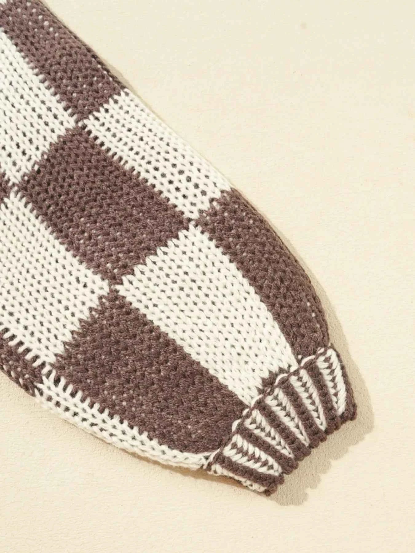 Checkerboard Pattern Sweater Cardigan