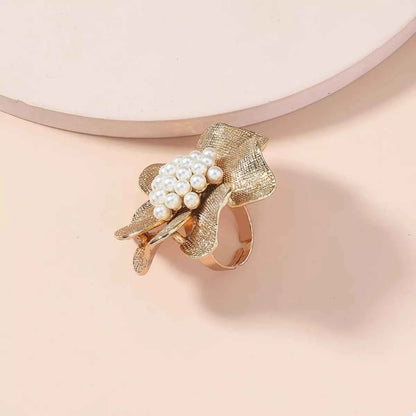 18K Gold-Plated Pearl Flower Ring