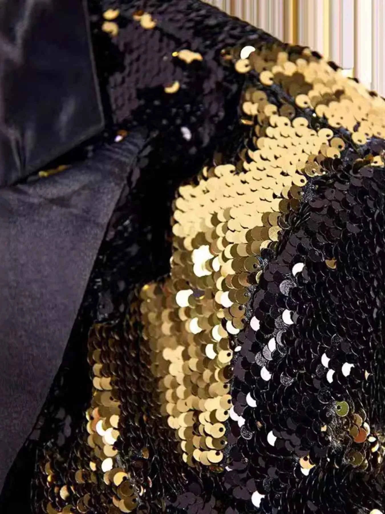 Men's Sequin Long Sleeve Tuxedo Blazer