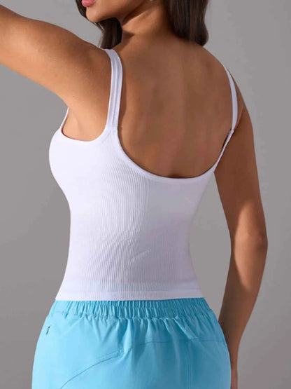 Scoop Neck Active Tank with Detachable Chest Pads