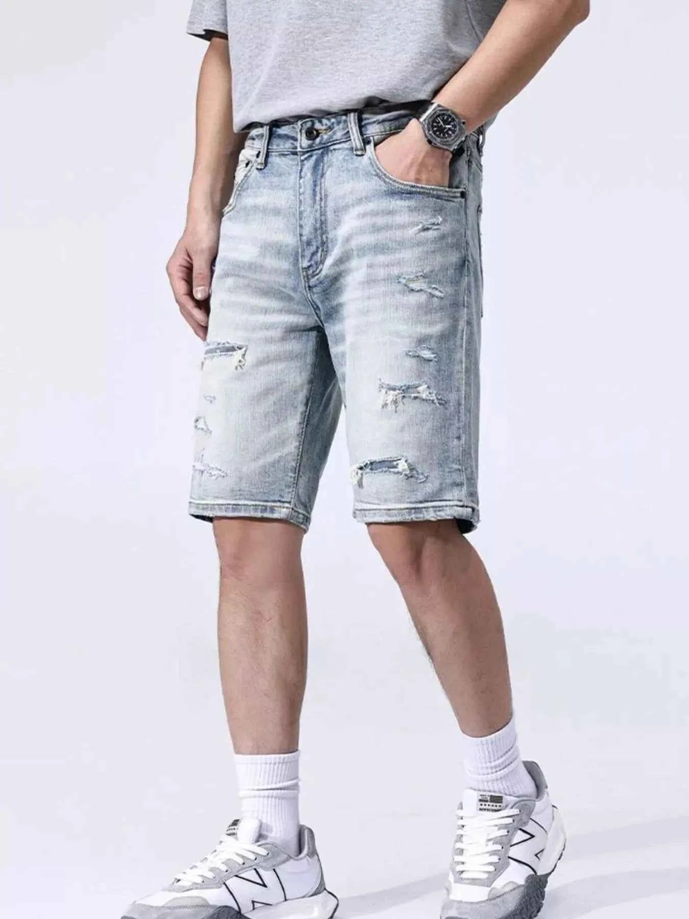 Men's Distressed Denim Shorts
