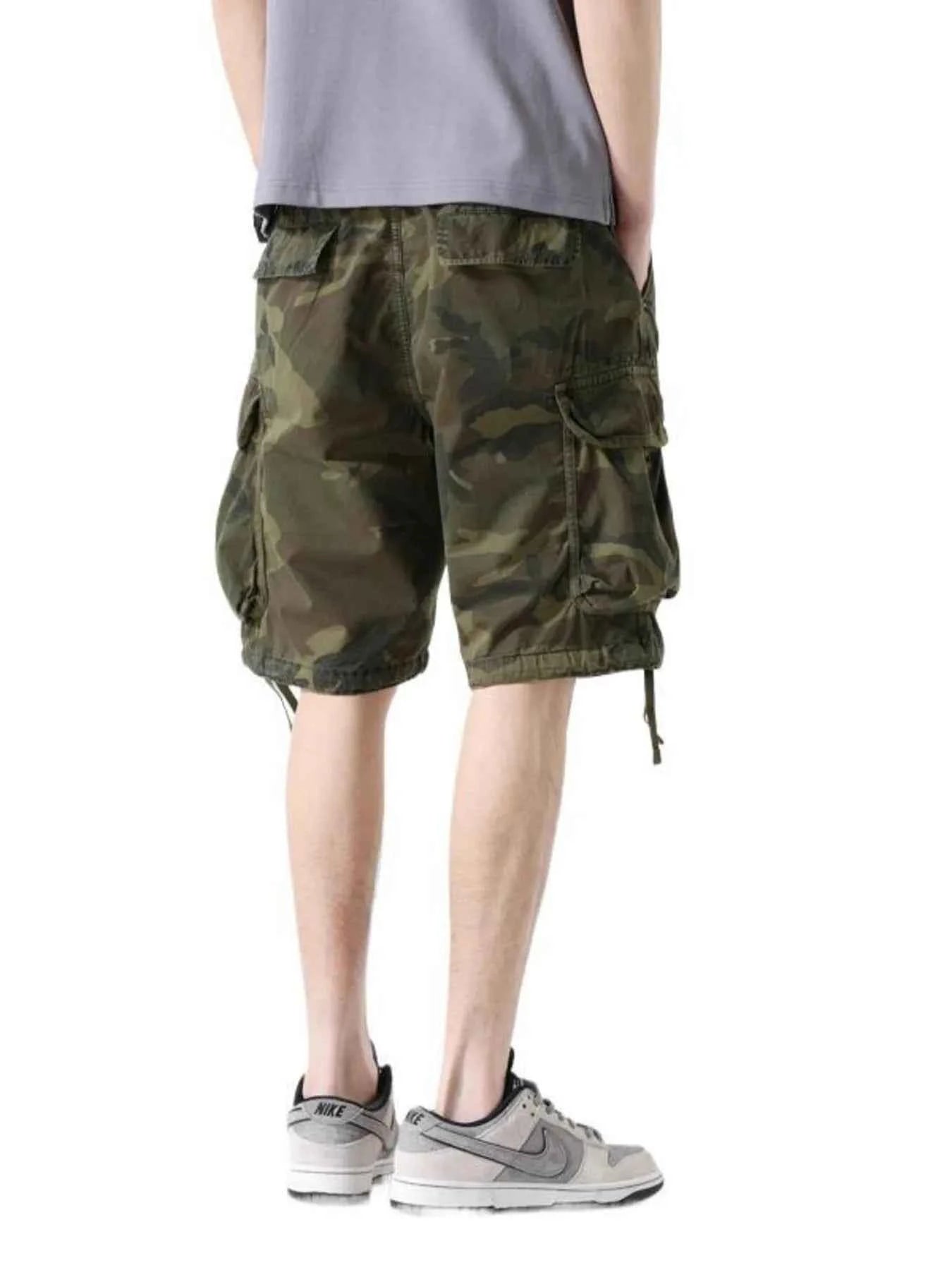 Men's Camouflage Cargo Shorts with Multiple Pockets