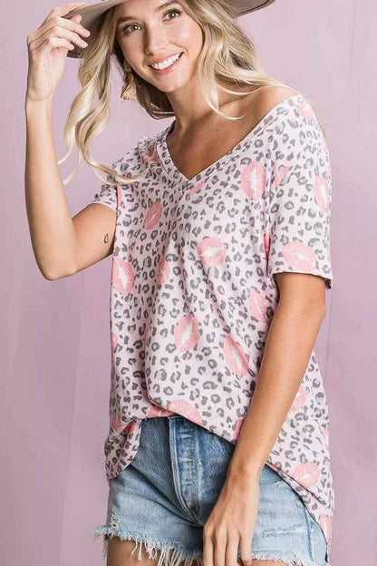 BiBi Leopard Lips Print Top V Neck Top