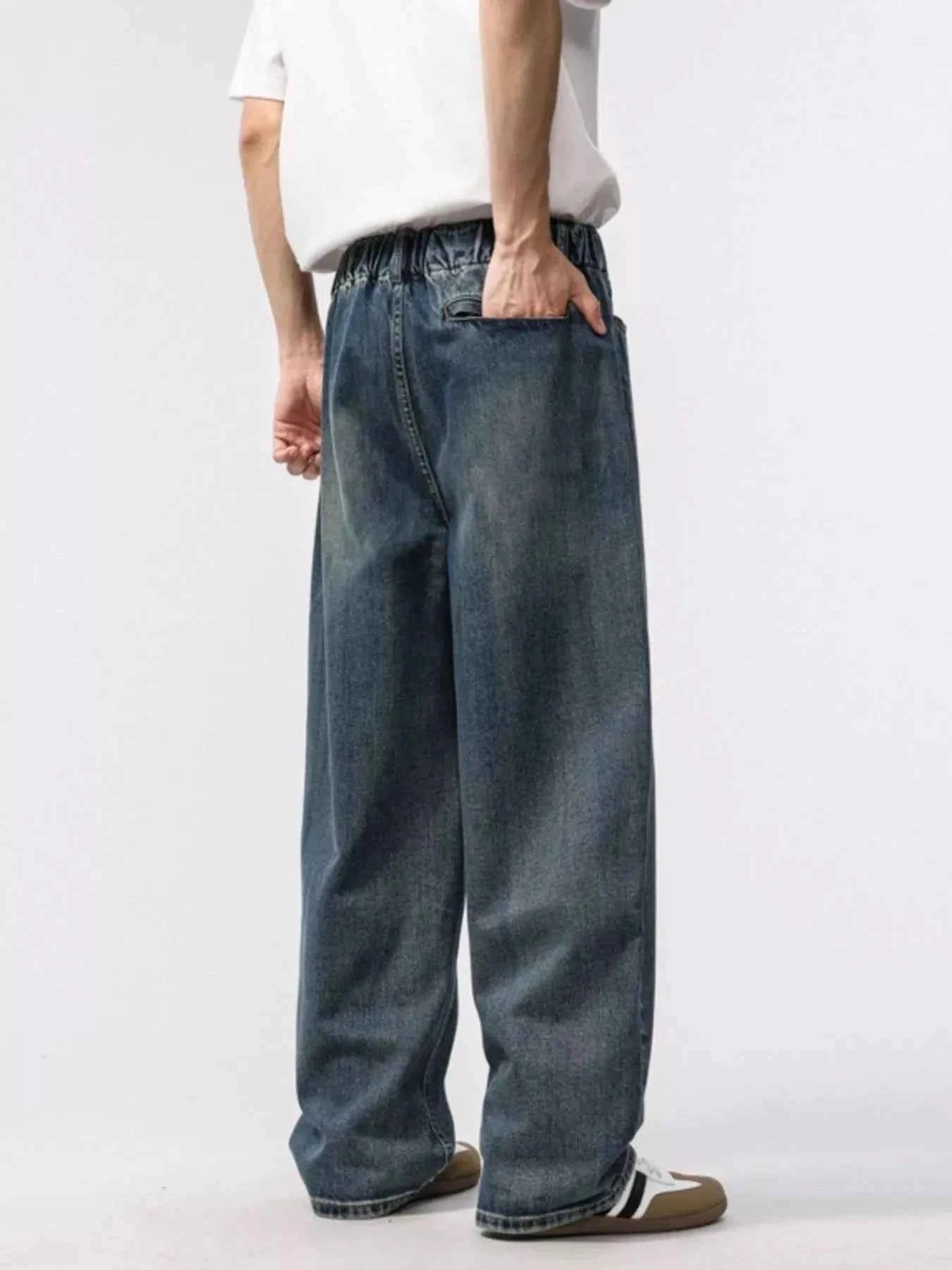 Men's Wash Relaxed Fit Jeans
