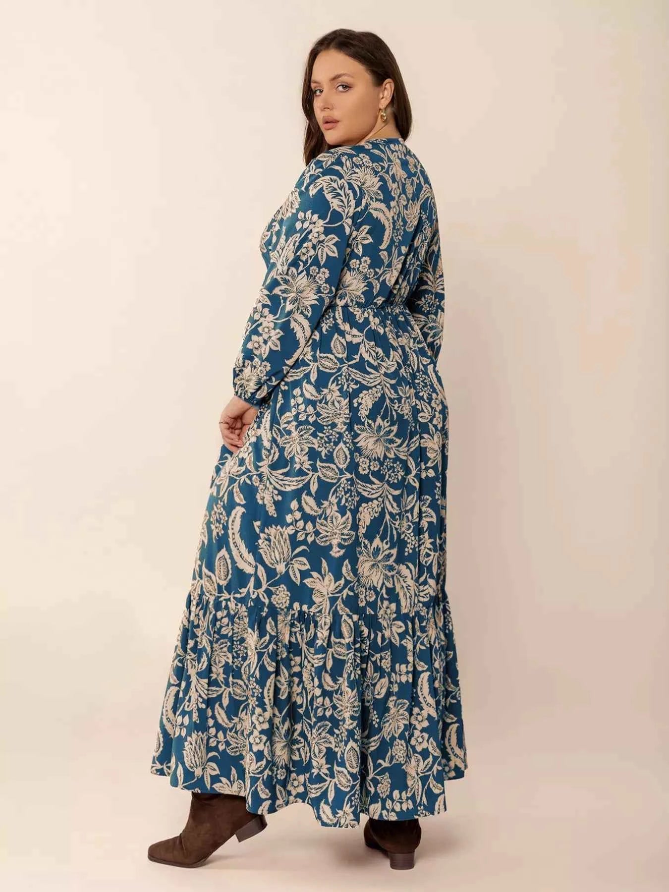 Plus Size Boho Floral Print Long Sleeve Maxi Dress